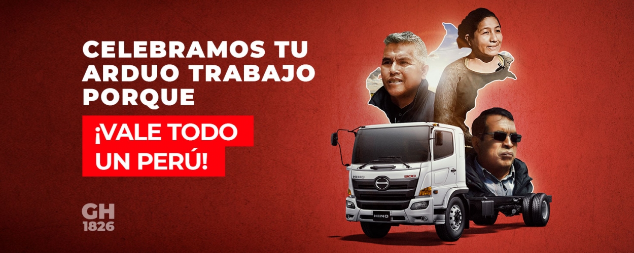 Hinoteros del Perú conun camion Hino